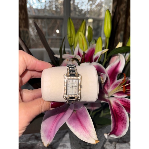 Anne Klein Womens Rectangular Mother of Pearl Dial Crystal Watch Silver‎ Tone - Picture 7 of 12